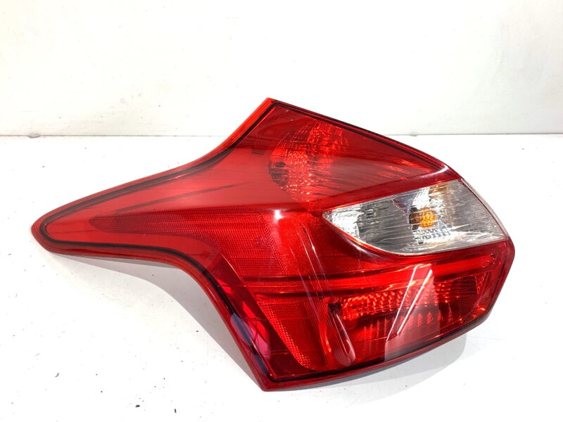 Svetlo ľavé zadné Ford Focus III 2010 - 2022 BM51-13405-A