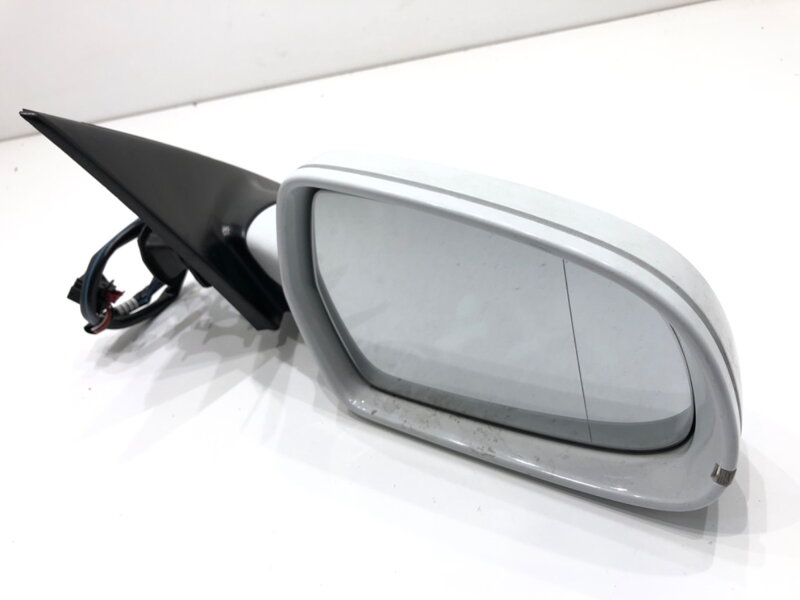 Spätné zrkadlo pravé Audi A4 B8 Avant (8K5) 2007 - 2015 LS9R