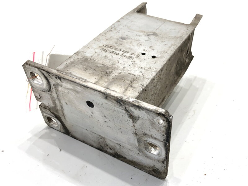 Zóna deformácie predný pravý Audi A4 B8 Avant (8K5) 2007 - 2015 8K0807134D