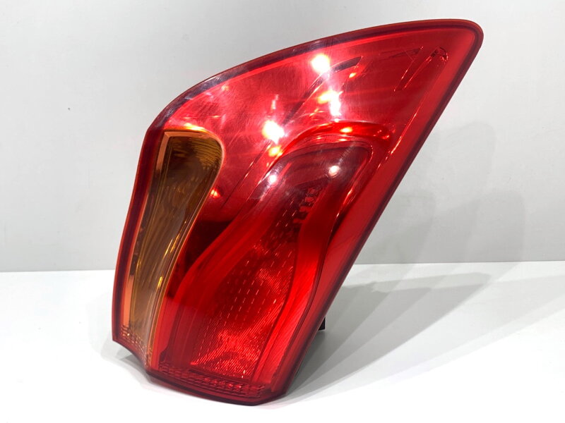 Svetlo ľavé zadné KIA CEE ' D Sportswagon (JD) 2012 - 2018 92401-A23