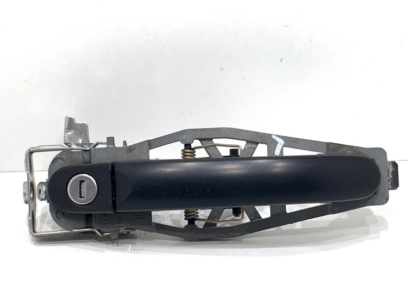 Kľučka vonkajšia ľavá predná VW Transporter V Autobus (7HB, 7HJ, 7EB, 7EJ) 2003 - 2015 7H0837885C