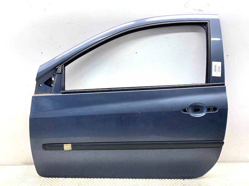 Dvere ľavé predné Renault Clio III (BR0/1, CR0/1) 2005 - 2014