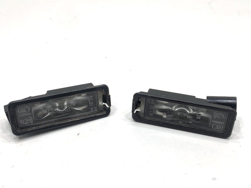 Svietidlá / lampičky podsvietenia tabule LED VW ID . 3 (E11) 2019 - 2022 3G5943021