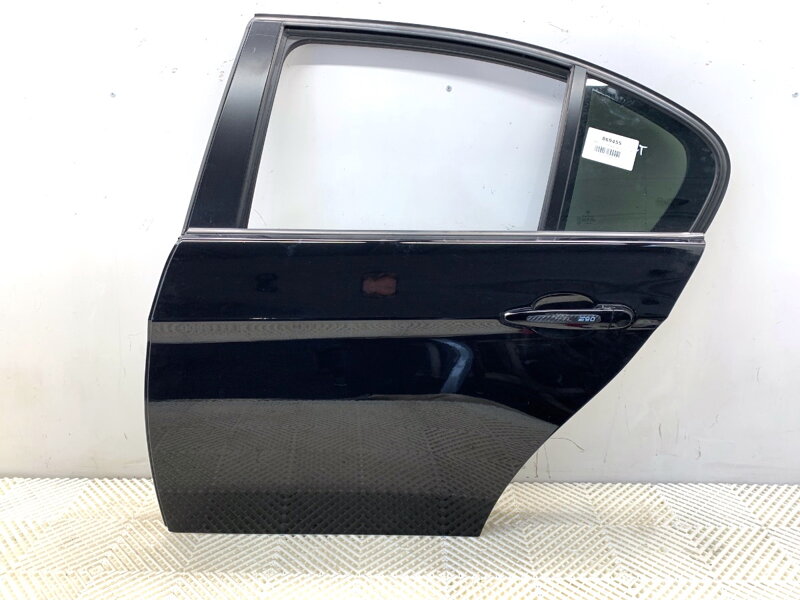 Dvere ľavé zadné BMW 3 (E90) 2004 - 2012 668