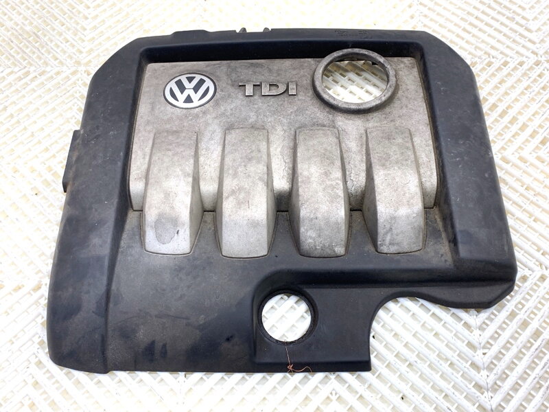 Veko / kryt motora VW Touran (1T1, 1T2) 2003 - 2010 03G103925BJ