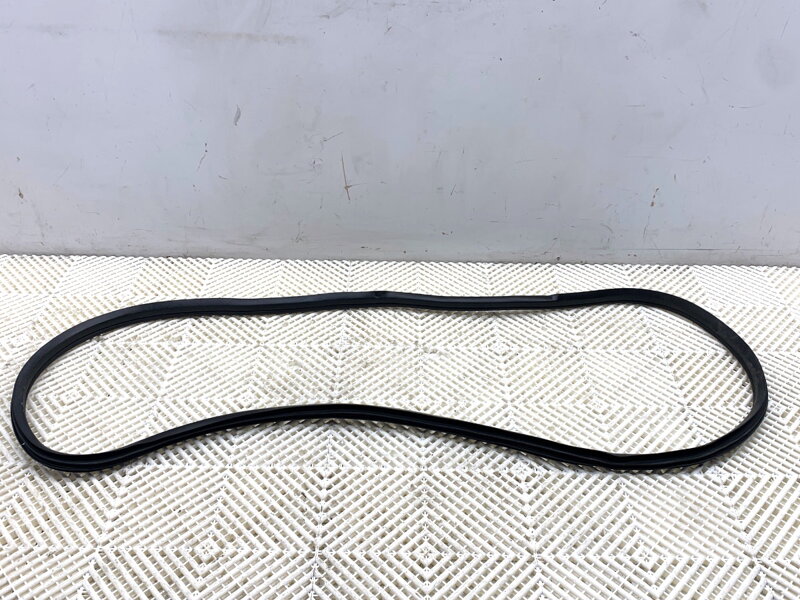 Tesnenie dverí predné ľavé Fiat Tipo Sedan (356_) 2015 - 2022