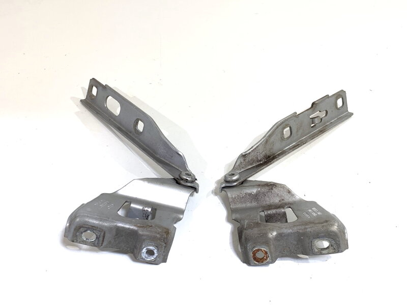 Pánty kapoty predná sada Audi A4 B8 Avant (8K5) 2007 - 2015 8K0823302D