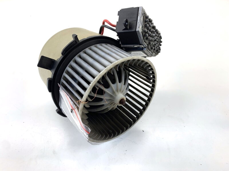 Ventilátor kúrenia Audi A4 B8 Avant (8K5) 2007 - 2015 8K0820521