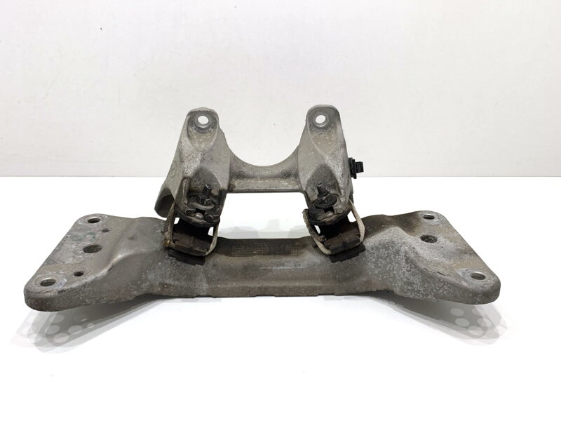 Držiak prevodovky prevodov BMW 3 Touring (F31) 2012 - 2019 6859417