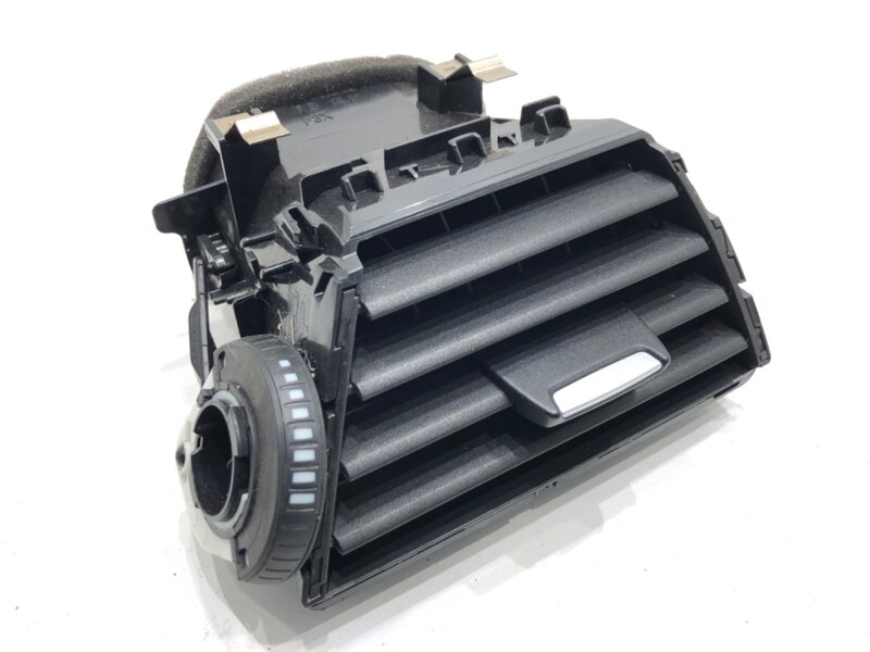 Mriežka ventilácie pravá predná BMW 3 Touring (F31) 2012 - 2019 9218550