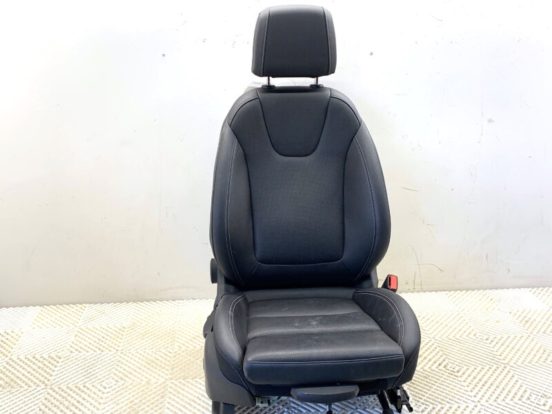 Sedadlo pravé predné Opel Insignia B Sports Tourer (Z18) 2017 - 2022