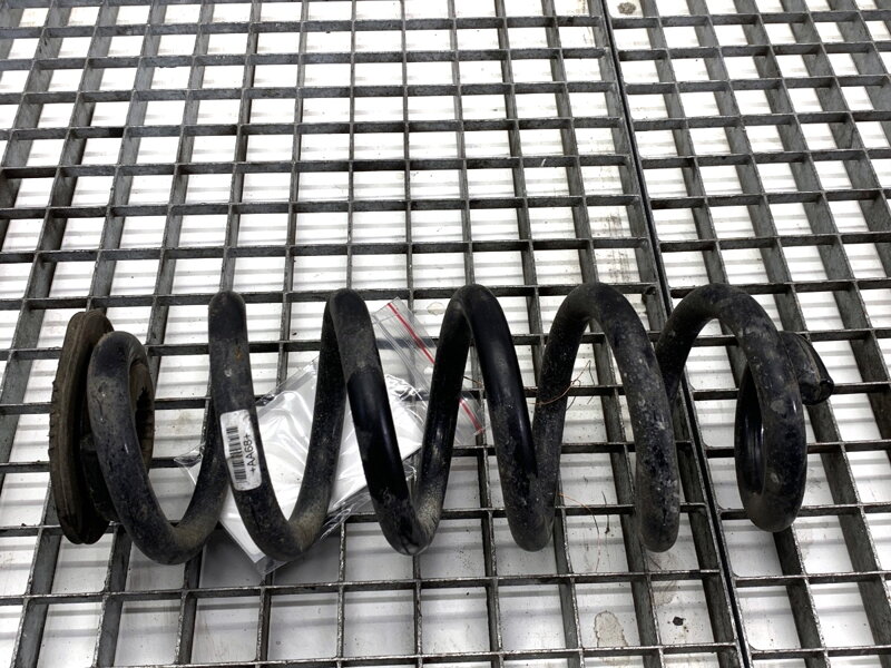 Pružina zadná Opel Insignia B Sports Tourer (Z18) 2017 - 2022