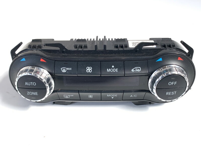 Panel ovládania ventilácie Mercedes-benz Class GLA (X156) 2013 - 2022 A2469003816