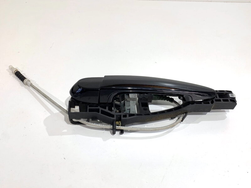 Kľučka vonkajšia ľavá zadná BMW 3 (F30, F80) 2011 - 2018