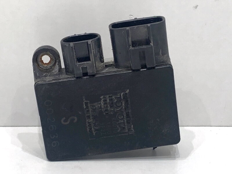 Modul ventilátora Toyota Yaris (_P21_, _PA1_, _PH1_) 2020 - 89257-K0010