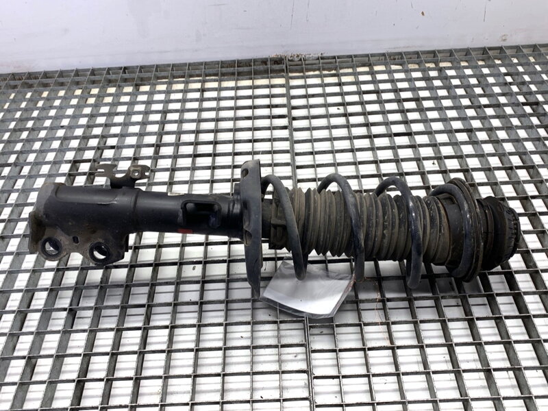 Tlmič ľavý predný S pružinou Toyota Yaris (_P21_, _PA1_, _PH1_) 2020 -