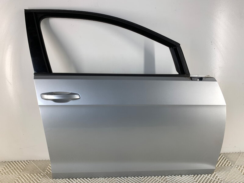 Dvere pravé predné VW Golf VII Variant (BA5, BV5) 2013 - 2022 LA7W
