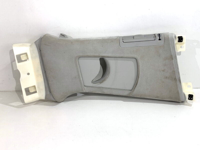 Kryt stĺpika B pravý Audi A8 D4 (4H2, 4H8, 4HC, 4HL) 2009 - 2018 4H0867239C