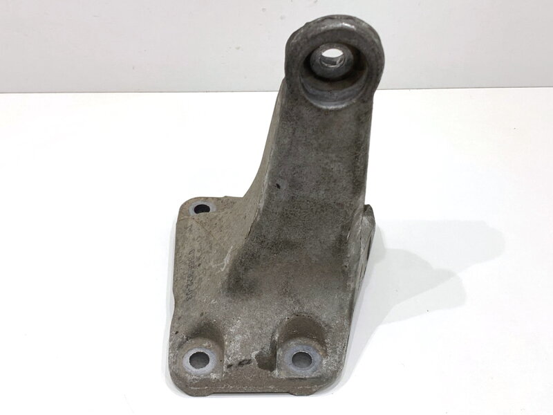 Držiak motora BMW 3 Touring (F31) 2012 - 2019 6784826
