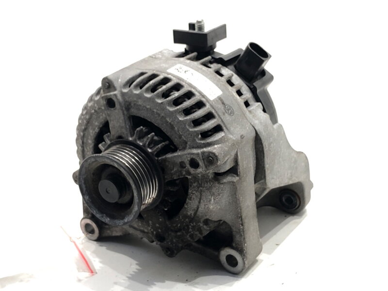 Alternátor BMW 3 Touring (F31) 2012 - 2019 7640131