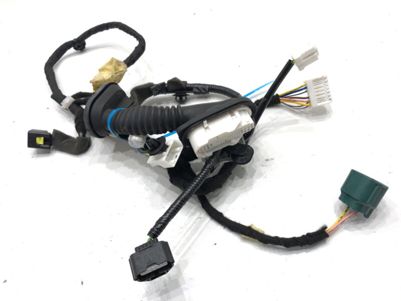 Kabeláž dvere predná pravá Nissan Micra V (K14) 2016 - 2022 24124HM11A