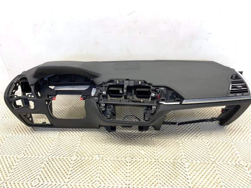 Palubná doska / kokpit S vankúšom spolujazdca BMW X4 (G02, F98) 2018 - 2022