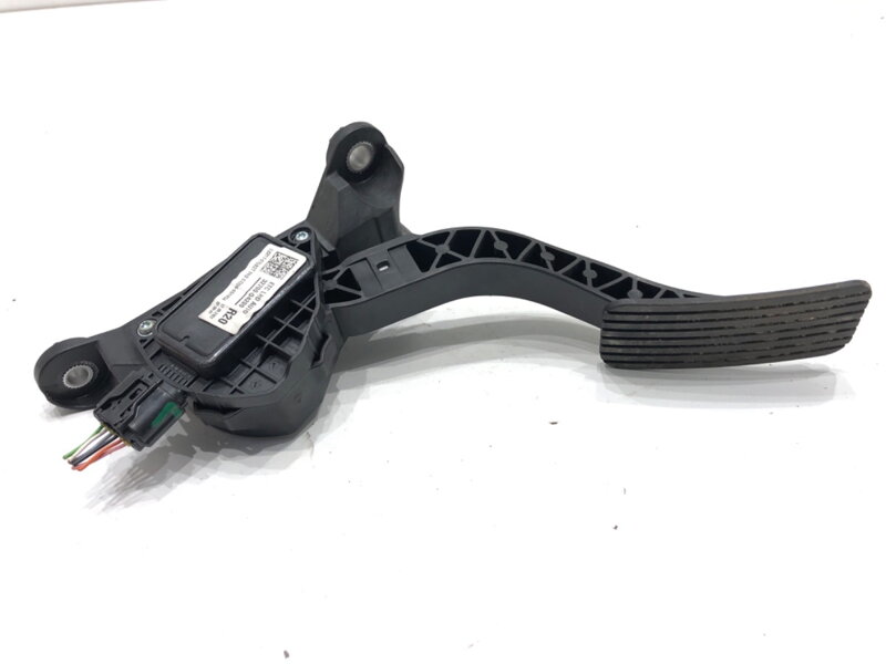 Plynový pedál KIA Ceed (CD) 2018 - 2022 32700-G4200