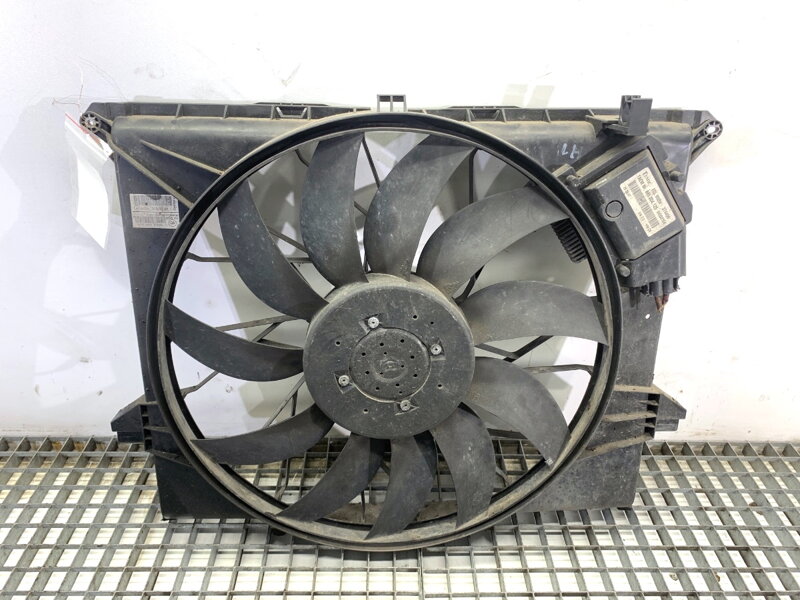 Ventilátor chladiča Mercedes-benz Class GL (X164) 2006 - 2012 A1645000093