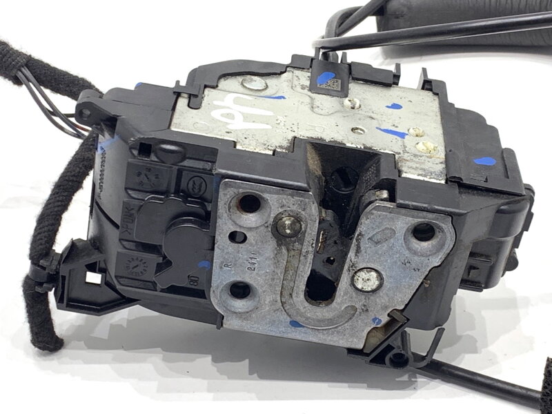 Zámok dverí pravý predný Renault Megane III Coupe (DZ0/1_) 2008 - 2022 805020003R