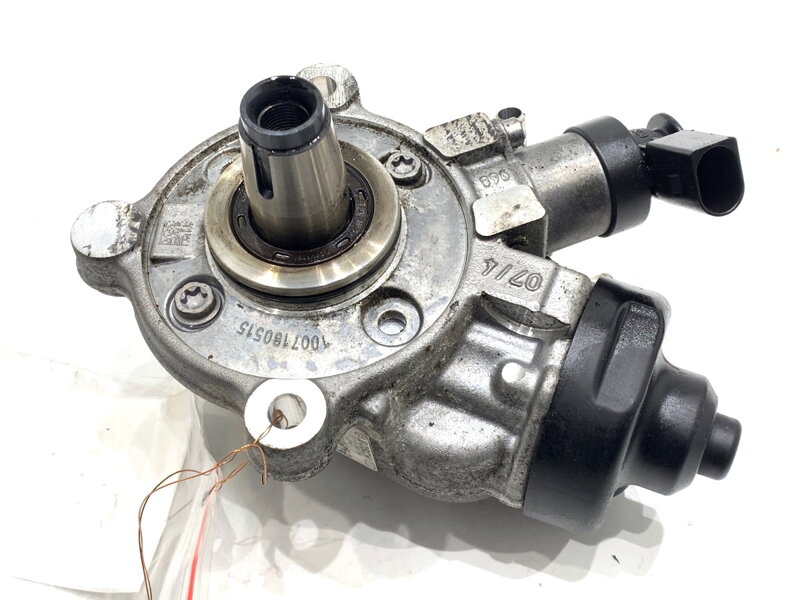 Vstrekovacie čerpadlo BMW 3 Gran Turismo (F34) 2012 - 2022 8511626