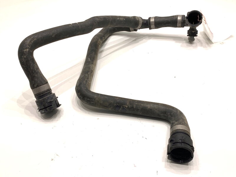 Potrubie vody Mercedes-benz Esprinter (B910) 2020 - 2022 A9105000500