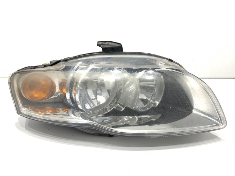 Svetlo pravé predné Audi A4 B7 Avant (8ED) 2004 - 2008 8E0941004AK