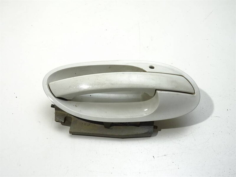 Kľučka zadná pravá vonkajšia BMW 7 (E65, E66, E67) 2001 - 2009