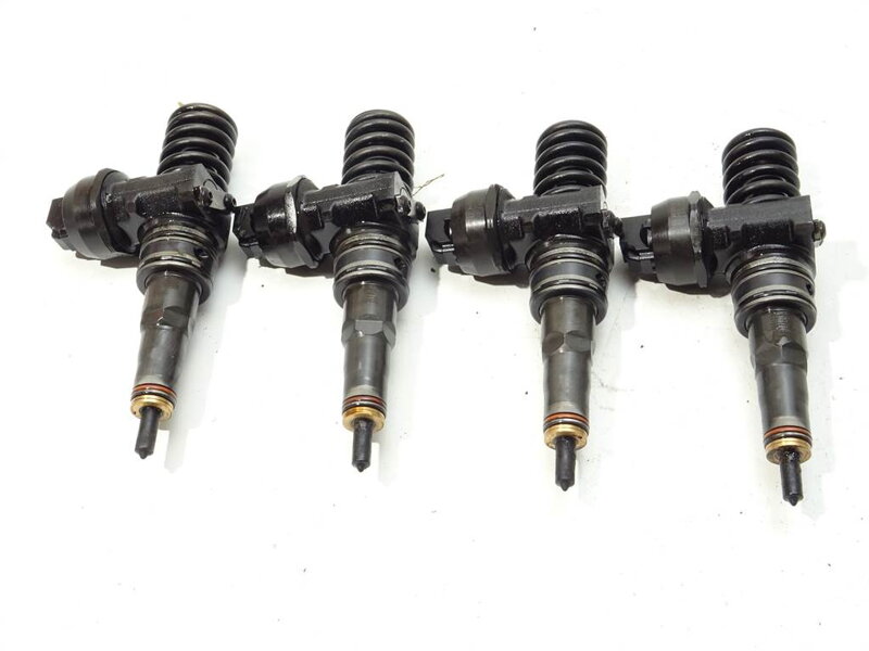 Vstrekovače Seat Cordoba (6L2) 2002 - 2009 0414720037