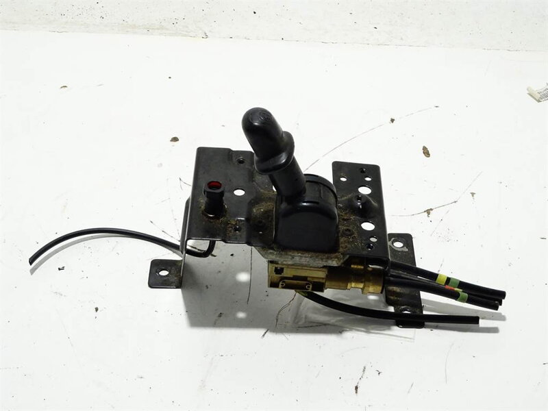 Ventil ručnej brzdy Renault Trucks Premium 2 2005 - 2022 7420813850