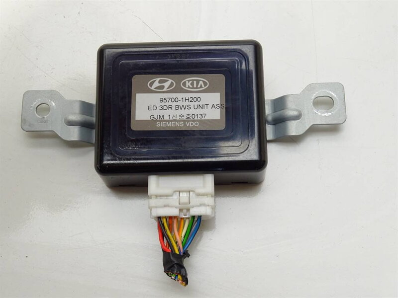 Modul PDC parkovania KIA CEE ' D Liftback (ED) 2006 - 2012 95700-1H200