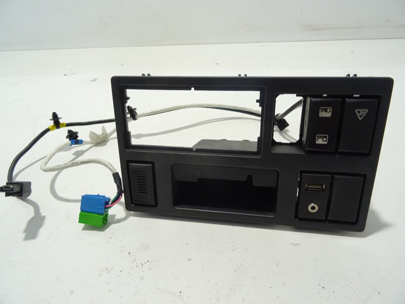 Prvok / diel konzoly rámček Renault Trucks T 2013 - 2022 82362589