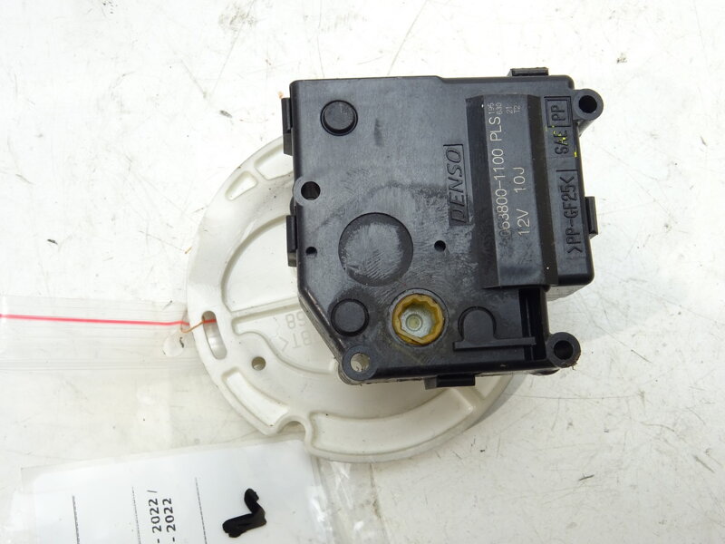 Motorček radiátora kúrenia Toyota Land Cruiser 200 (_J2_) 2007 - 2022 063800-1100