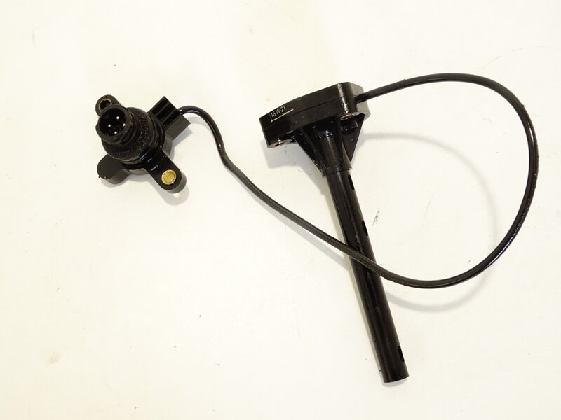 Snímač úrovne oleja Renault Trucks T 2013 - 2022 22807993