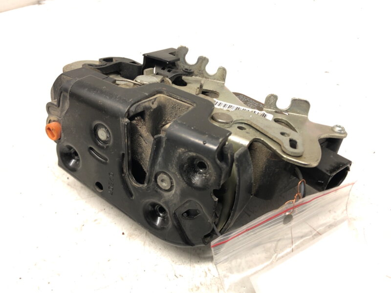 Zámok zadný ľavý Mercedes-benz Viano (W639) 2003 - 2022