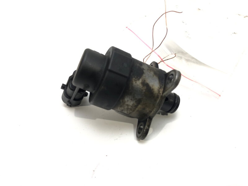 Regulátor tlaku paliva Opel Astra J (P10) 2009 - 2015