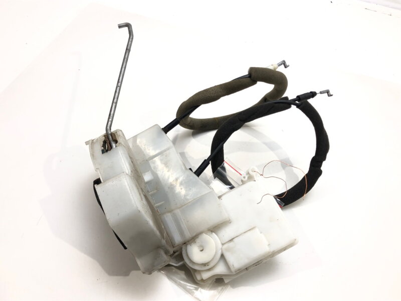 Zámok predný pravý Mazda CX-9 (TB) 2006 - 2022