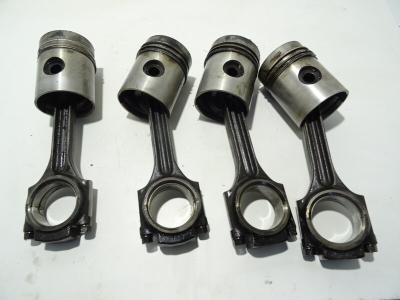 Piest S ojnicou 4KS IFA ADK