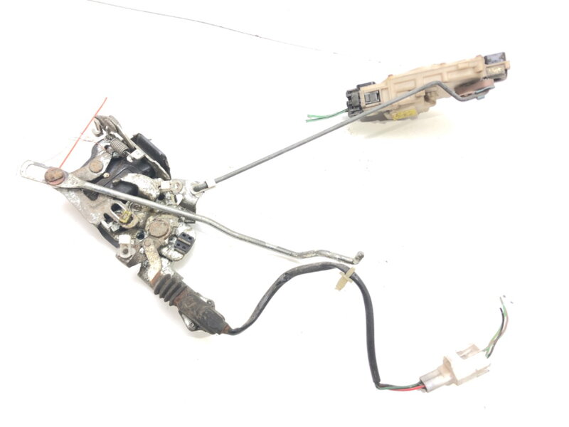 Zámok predný pravý Opel Monterey A (M92) 1991 - 1998