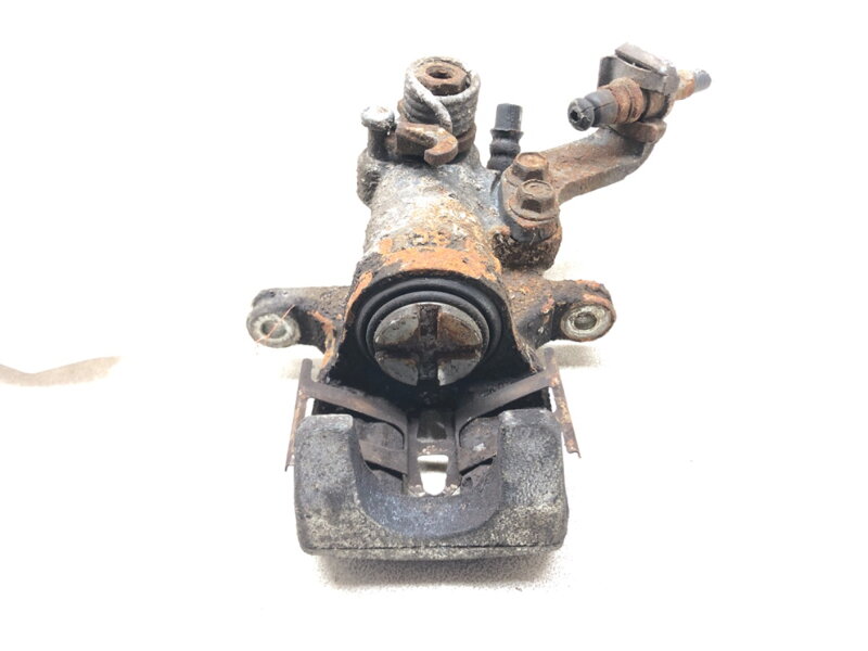 Brzdový strmeň zadný ľavý Suzuki SX4 (EY, GY) 2006 - 2022