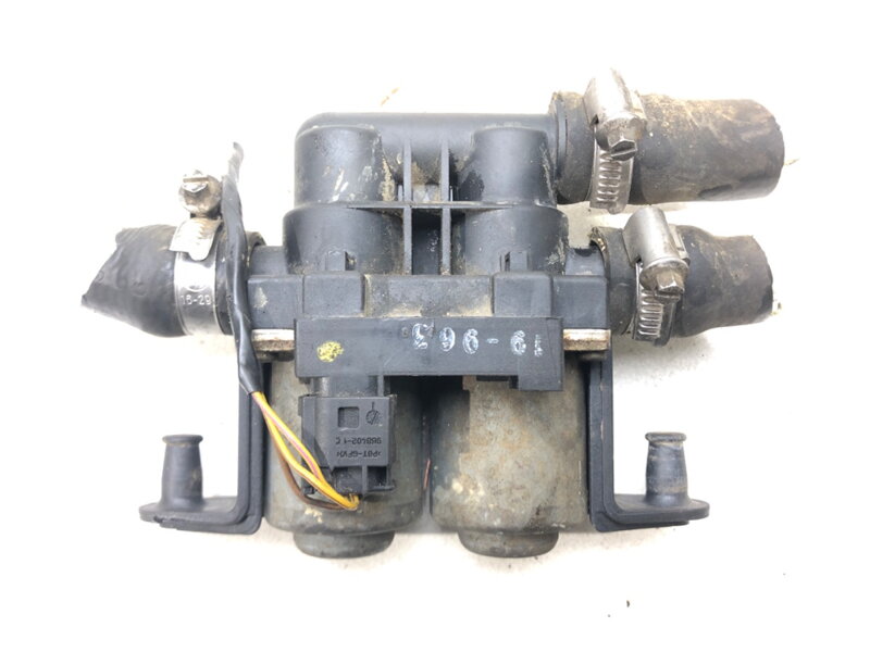 Ventil radiátora kúrenia BMW 5 (E39) 1995 - 2003 8374995