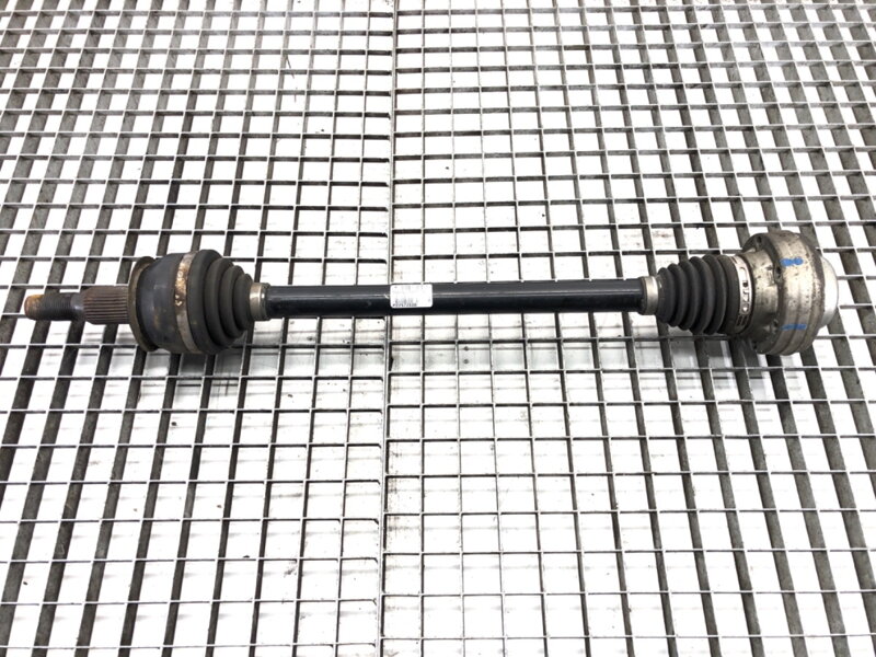 Poloos zadná ľavá Chevrolet Camaro 2015 - 2022 P22972608