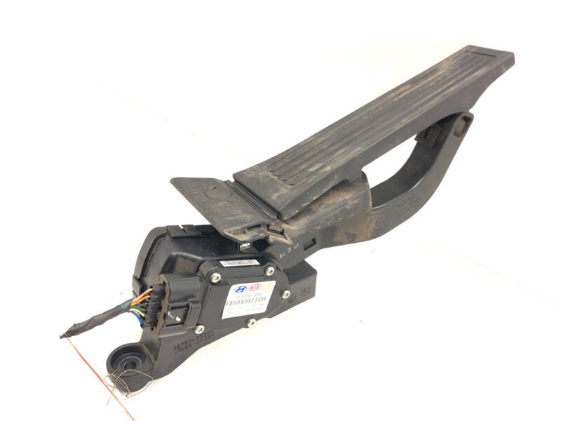Plynový pedál Hyundai I40 I (VF) 2012 - 2022 GKN0025C-3Z000