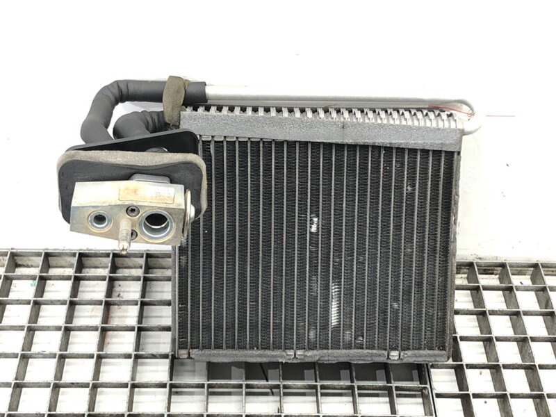 Výparník klimatizácie Ford Focus III 2010 - 2022