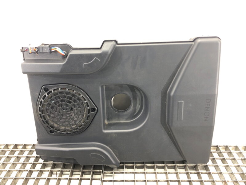 Subwoofer Peugeot 308 II (LB_, LP_, LW_, LH_, L3_) 2013 - 2021 9800032680